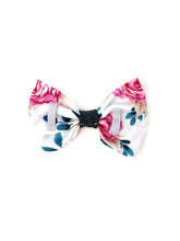 Fresh Blooms Bow (Seconds)